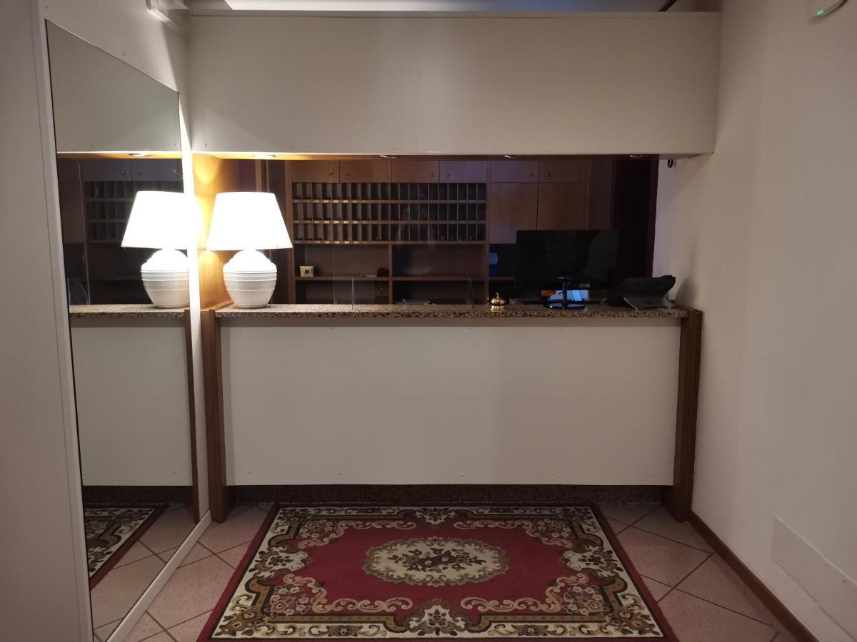 Sunlake Hotel Riva del Garda Dış mekan fotoğraf