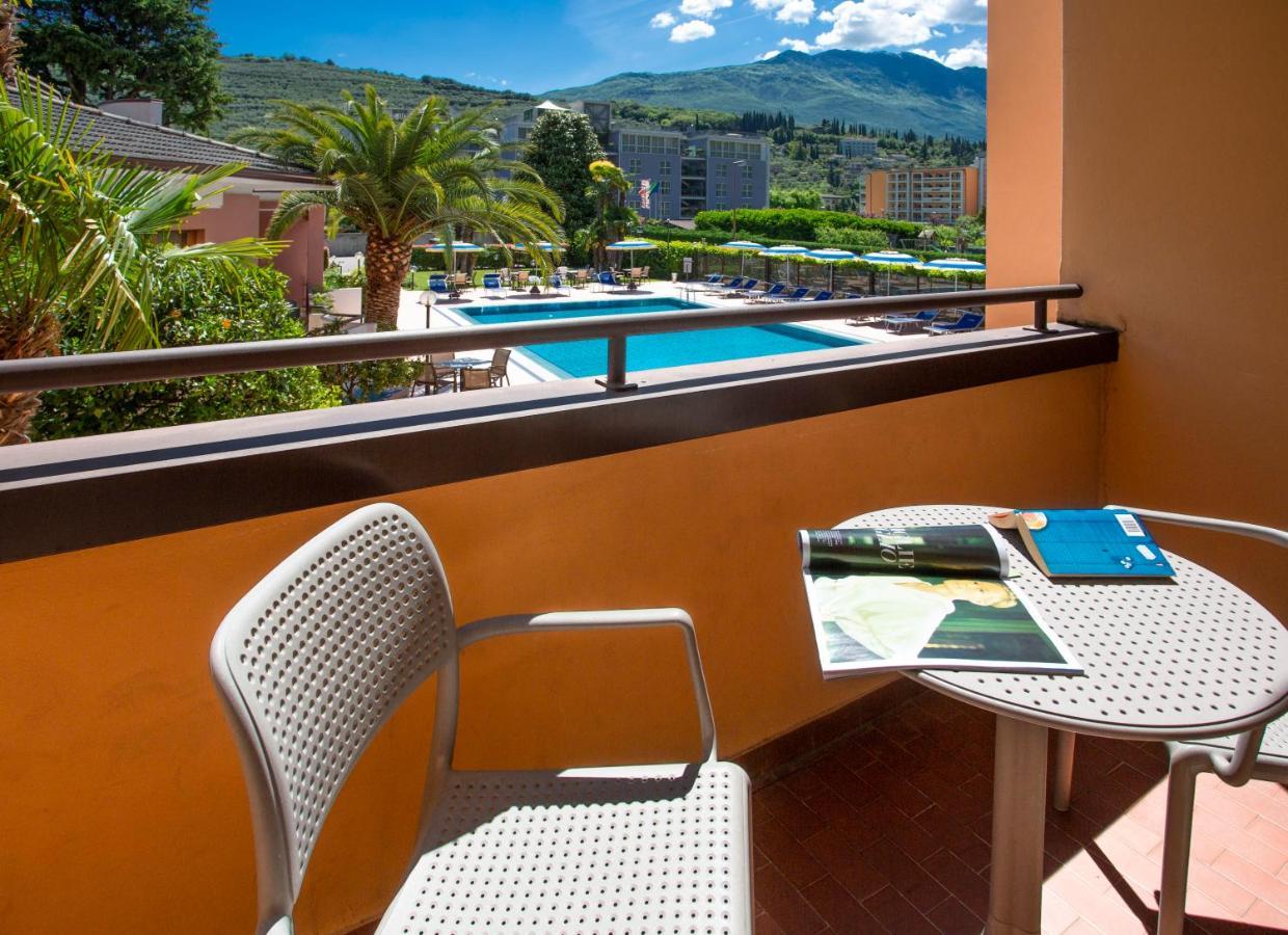Sunlake Hotel Riva del Garda Dış mekan fotoğraf