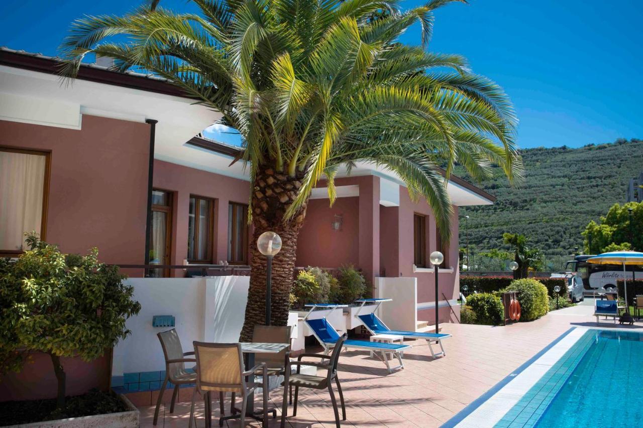 Sunlake Hotel Riva del Garda Dış mekan fotoğraf
