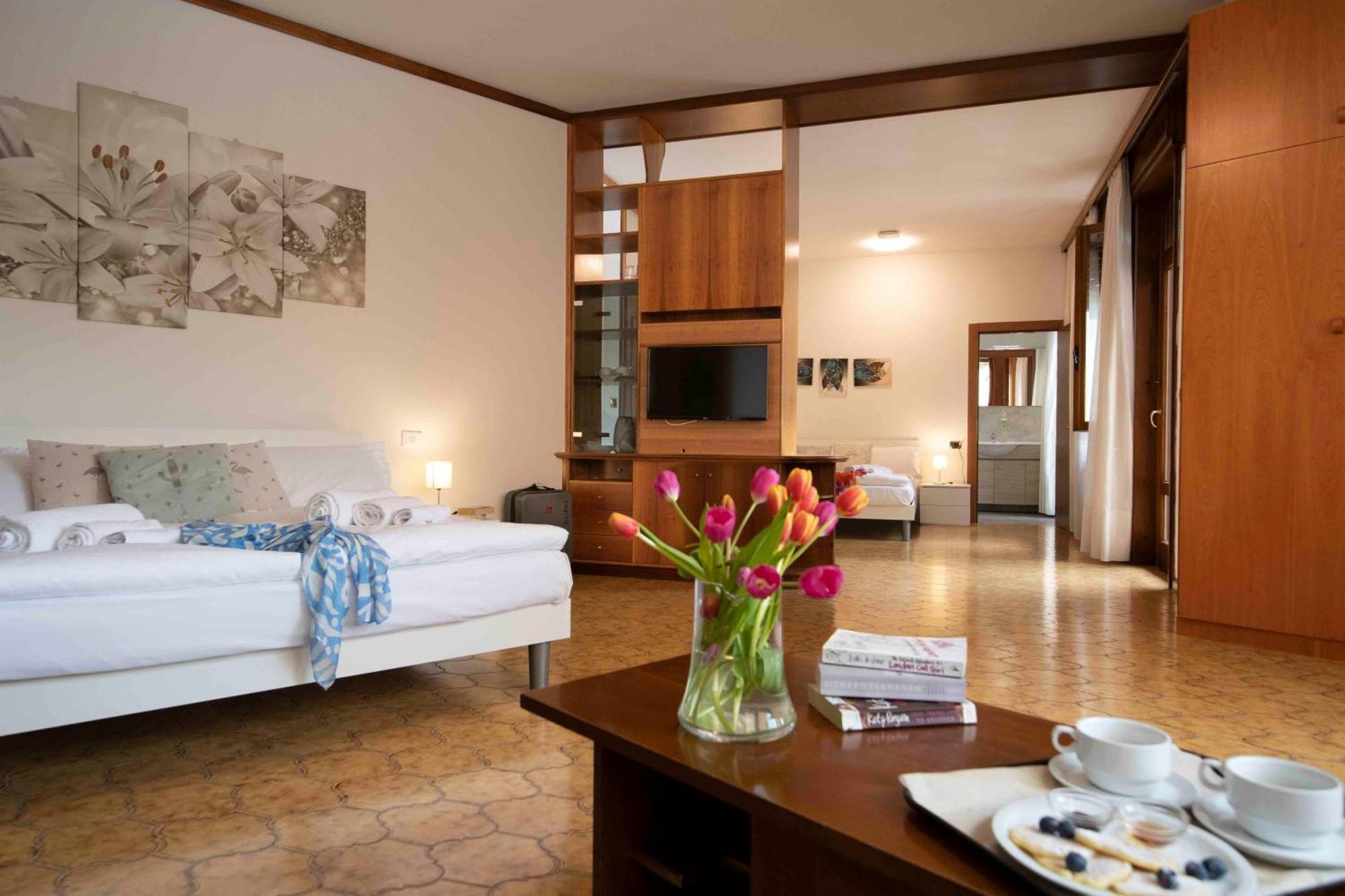 Sunlake Hotel Riva del Garda Dış mekan fotoğraf