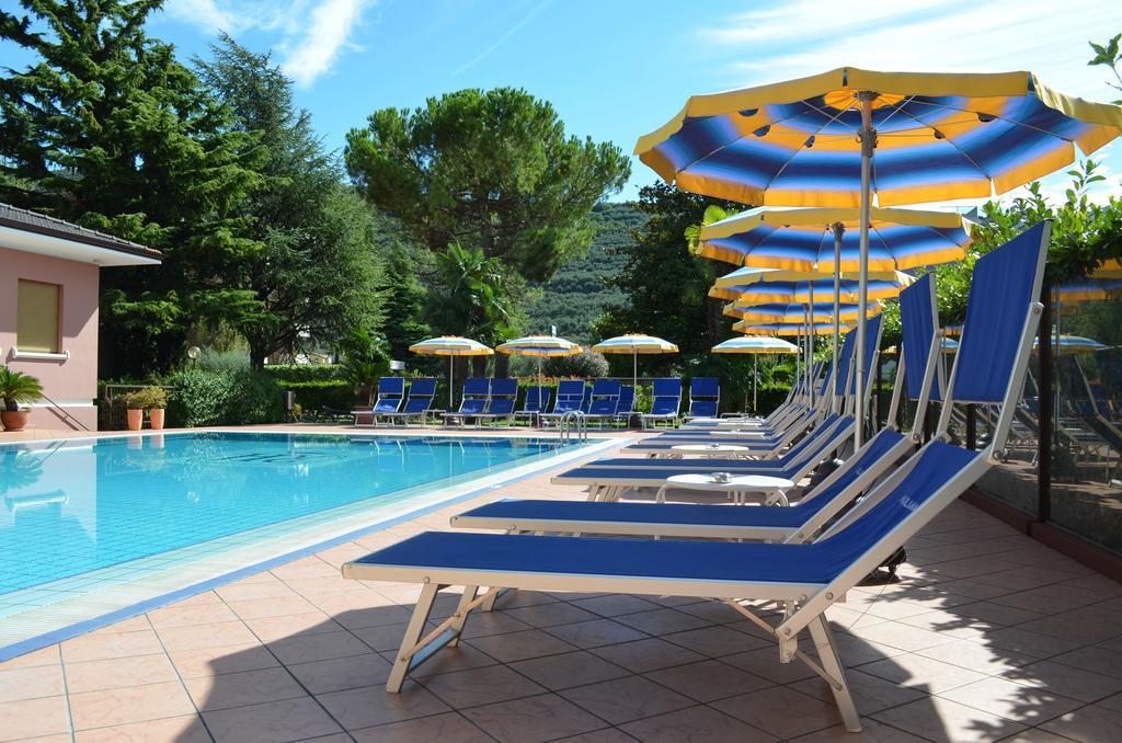 Sunlake Hotel Riva del Garda Dış mekan fotoğraf